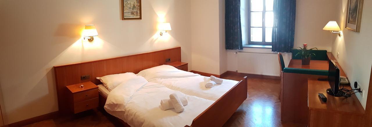 Weisses Roessl Bed & Breakfast Апиано сула Страда дел Вино Екстериор снимка