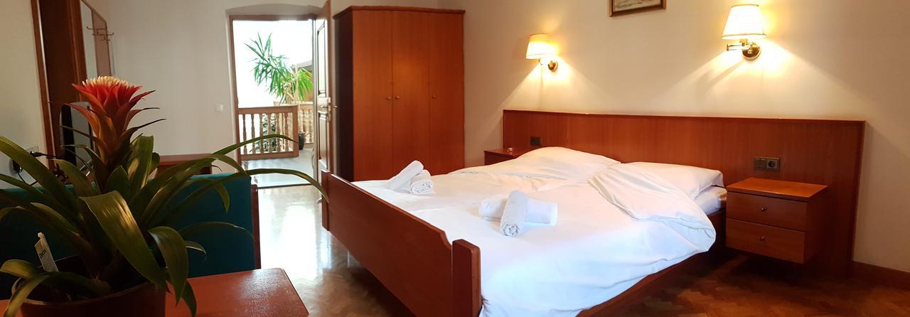 Weisses Roessl Bed & Breakfast Апиано сула Страда дел Вино Екстериор снимка